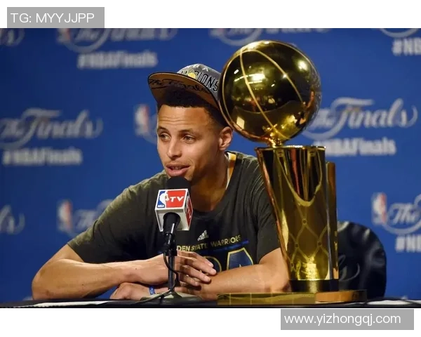 南京网球队以66分领跑世界锦标赛积分榜展现强大实力