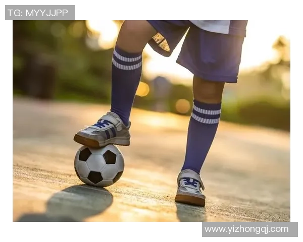 足球明星的18岁孩子展现惊人天赋引发关注与期待 足球明星的18岁孩子展现惊人天赋引发关注与期待